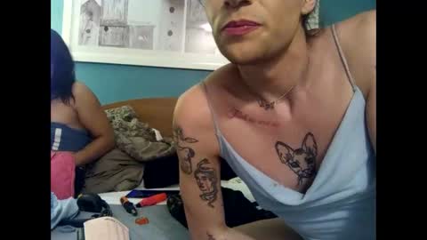 Snapshot of hottiefrmhell97 chatting on December 16, 2025, 6:29 am Lucky online show from December 16, 2025, 6:29 am