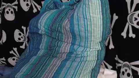 independent Model online show from February 11, 2025, 5:26 am