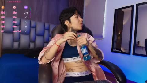 Juls online show from May 11, 2026, 7:11 pm