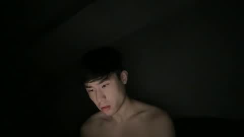 hottiewithabody101 online show from October 19, 2025, 10:49 am