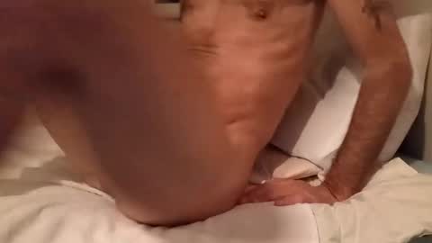 hottinrh2 online show from January 20, 2025, 5:04 am