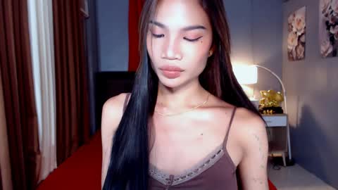 Hi i am Jane half vietnamese and half pinay and would like to meet good person here XOXO online show from April 10, 2026, 8:46 pm