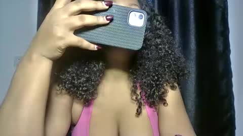 hotty_lora889 online show from November 18, 2025, 8:41 am