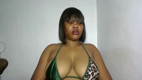 hotty_lora889 online show from March 10, 2026, 8:41 am