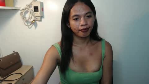 Valentina3 online show from April 18, 2026, 7:07 pm