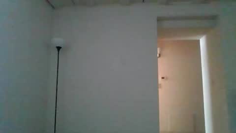 Snapshot of hotwhitedude2026 chatting on June 5, 2026, 5:18 pm hotwhitedude2026 online show from June 5, 2026, 5:18 pm