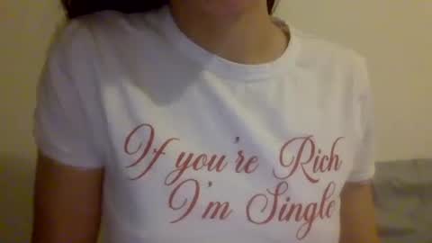 Hotwixx online show from January 8, 2025, 4:23 am