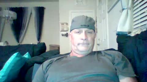 hotyummycock69 online show from September 12, 2025, 12:44 am