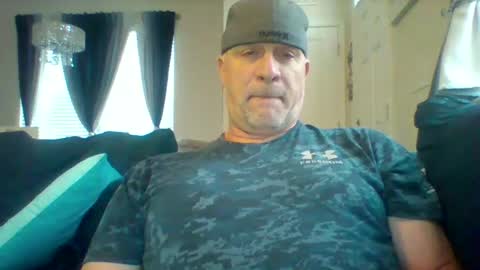 hotyummycock69 online show from October 11, 2025, 2:37 pm