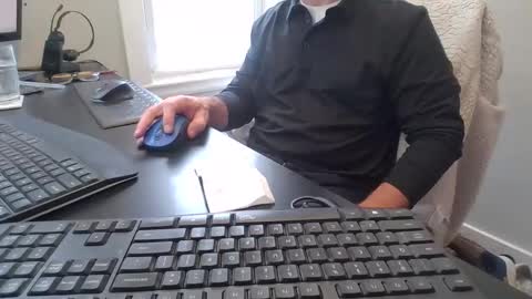 hoverday online show from March 3, 2026, 6:36 pm