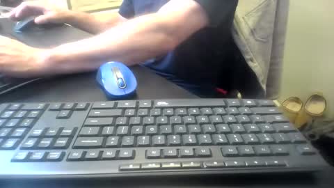 hoverday online show from June 11, 2026, 3:48 am