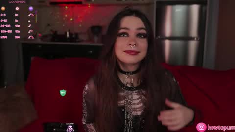 Mia online show from January 7, 2026, 5:48 pm