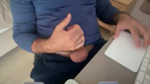 Snapshot of hshr13 chatting on November 3, 2025, 6:03 am hshr13 online show from November 3, 2025, 6:03 am