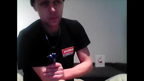 hubikush22 online show from January 26, 2025, 7:10 am