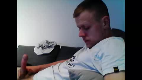 Snapshot of hubikush22 chatting on March 8, 2026, 5:44 am hubikush22 online show from March 8, 2026, 5:44 am