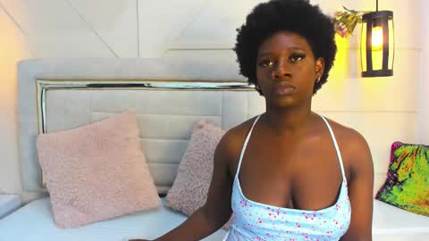 Snapshot of huddah_cam chatting on February 18, 2025, 11:44 am huddah online show from February 18, 2025, 11:44 am