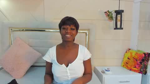 Snapshot of huddah_cam chatting on March 4, 2025, 11:40 am huddah online show from March 4, 2025, 11:40 am