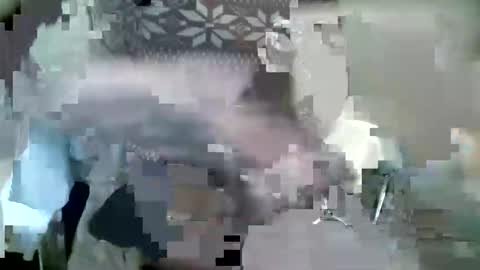 Snapshot of hug_me chatting on January 12, 2026, 9:58 am Keanu online show from January 12, 2026, 9:58 am