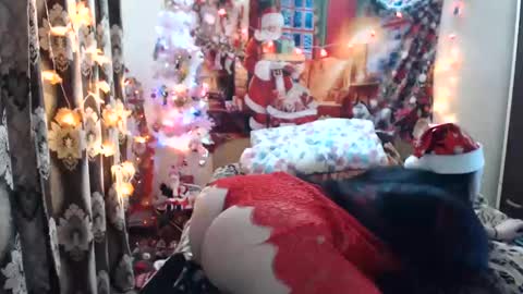 Snapshot of hugeassdevil chatting on December 27, 2024, 1:22 am hugeassdevil online show from December 27, 2024, 1:22 am
