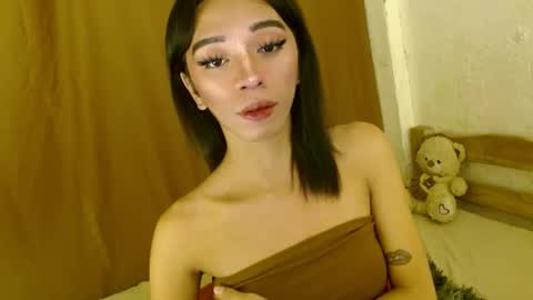 Cara online show from January 24, 2025, 10:19 pm