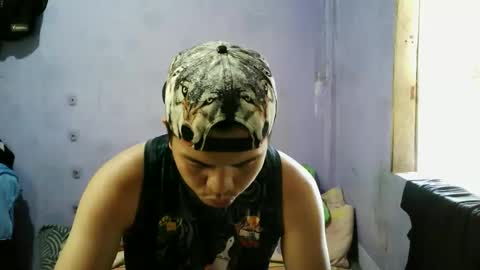 Snapshot of hugecock_polly chatting on February 9, 2026, 2:04 am hardfucker online show from February 9, 2026, 2:04 am