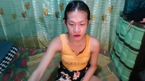 hugecockanna online show from December 1, 2025, 6:24 pm