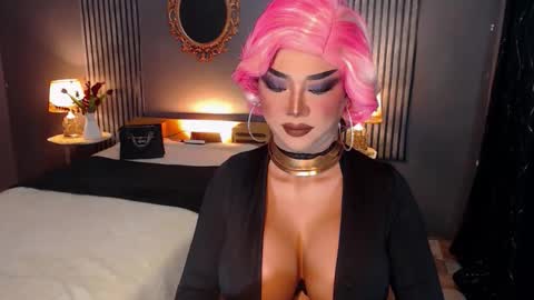 Snapshot of hugecockchristine chatting on October 26, 2025, 2:50 am Christine online show from October 26, 2025, 2:50 am