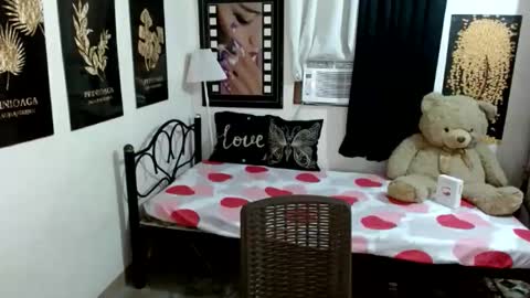 Snapshot of hugecockgoddessx chatting on February 11, 2026, 11:10 pm hugecockgoddessx online show from February 11, 2026, 11:10 pm