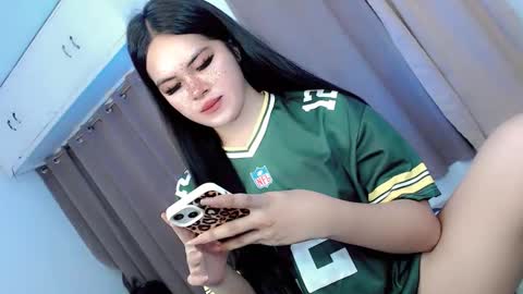 Yhanie online show from October 23, 2025, 11:09 am