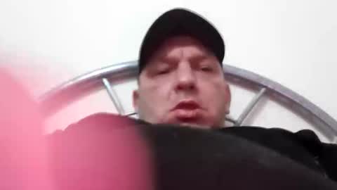 Snapshot of hugecummer10 chatting on March 24, 2026, 5:07 pm hugecummer10 online show from March 24, 2026, 5:07 pm