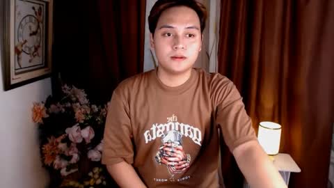 Snapshot of hugedickjp chatting on February 11, 2025, 4:11 am hugedickjp online show from February 11, 2025, 4:11 am