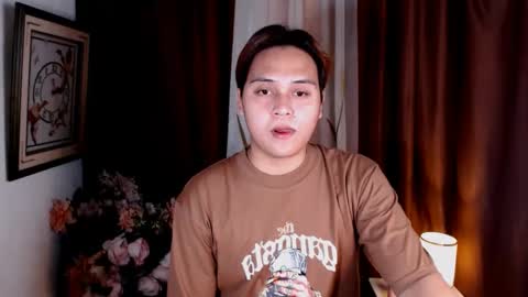 Snapshot of hugedickjp chatting on February 20, 2025, 8:39 am hugedickjp online show from February 20, 2025, 8:39 am