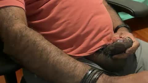 HunkyLover online show from April 13, 2026, 9:59 am