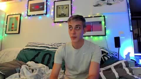 Hugo online show from December 29, 2024, 9:09 pm