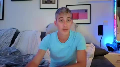 Hugo online show from September 8, 2025, 2:49 pm