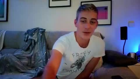 Hugo online show from October 20, 2025, 7:58 pm