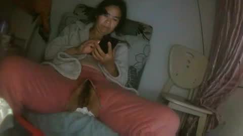 hujiajia520321431 online show from February 25, 2026, 9:35 pm