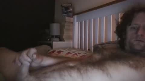 humdinger5775 online show from April 18, 2026, 10:43 pm