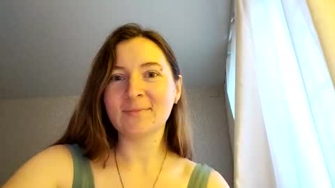 HumpyGrey online show from November 9, 2025, 10:24 am