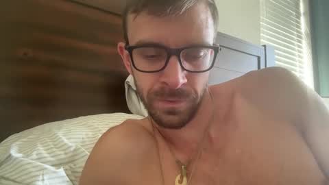 hungrunner24 online show from June 9, 2026, 3:01 pm