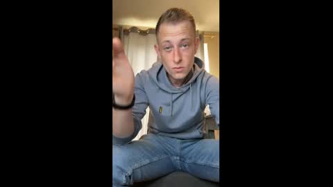 HungTeaseX online show from April 22, 2026, 3:24 pm