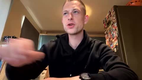 HungTeaseX online show from April 26, 2026, 5:21 pm