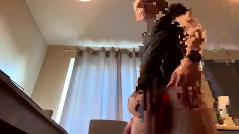 HungTeaseX online show from April 29, 2026, 5:52 pm