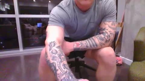 Snapshot of hungttt chatting on February 2, 2026, 12:42 am hungttt online show from February 2, 2026, 12:42 am