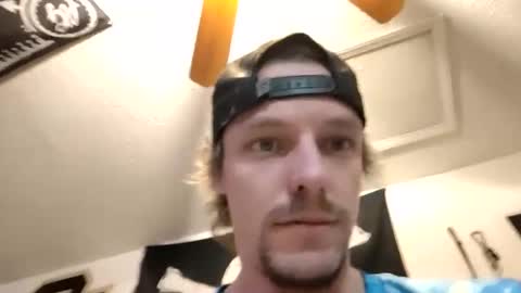 hungtxcock92 online show from February 16, 2025, 4:20 am