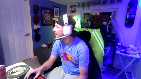 hungtxcock92 online show from December 14, 2025, 12:54 pm