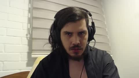 Snapshot of hungweeb chatting on February 9, 2026, 2:59 am Rod online show from February 9, 2026, 2:59 am