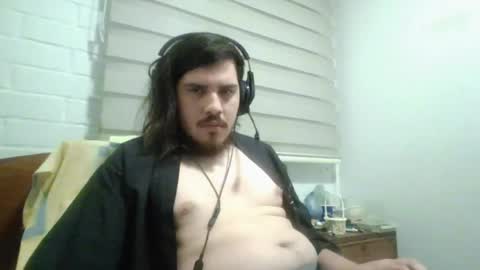 Snapshot of hungweeb chatting on April 28, 2026, 2:27 am Rod online show from April 28, 2026, 2:27 am