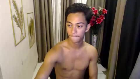 Snapshot of hunk_edward chatting on April 28, 2026, 6:29 am hunk_edward online show from April 28, 2026, 6:29 am