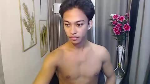Snapshot of hunk_edward chatting on May 27, 2026, 6:54 am hunk_edward online show from May 27, 2026, 6:54 am